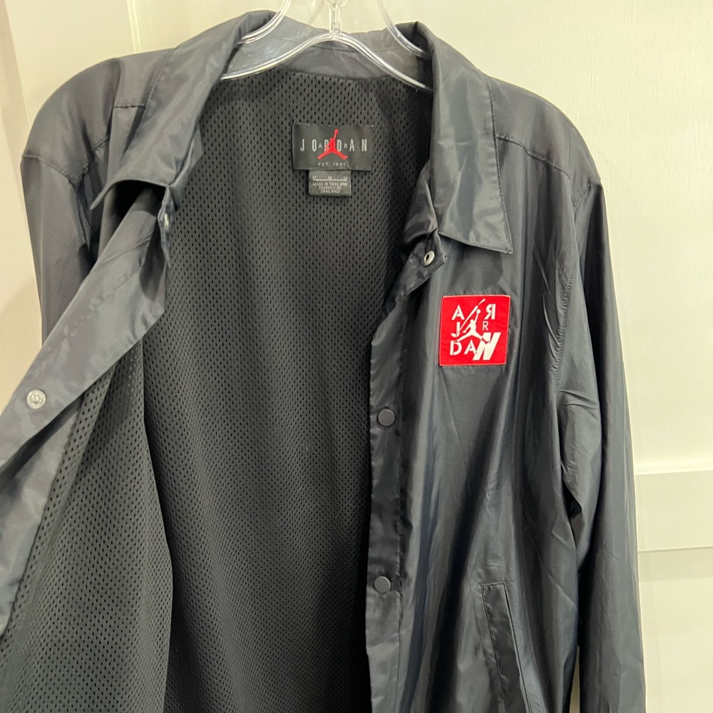 Jordan Button Up Jacket Size Medium - image 4